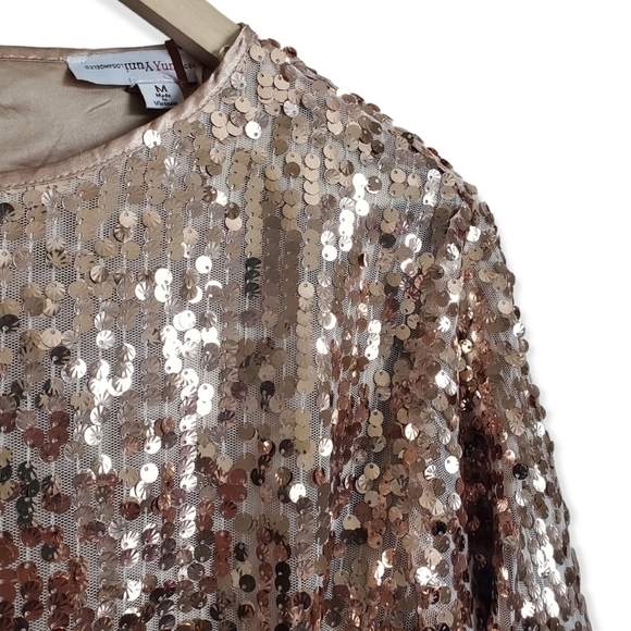 Elegant gold sequin embellished puff sleeve round neck belted top large - Picture 4 of 10